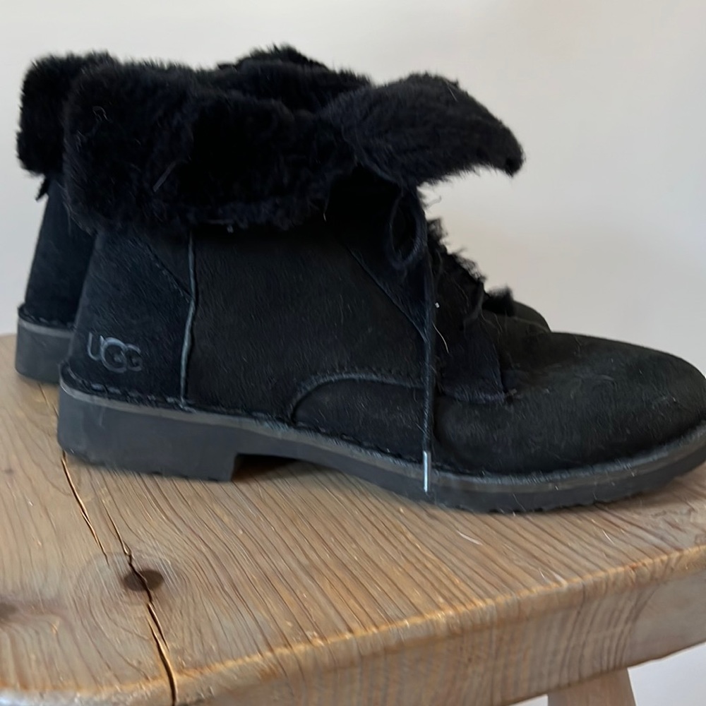 UGGS Lace Up Suede Ankle Booties with Shearling interior